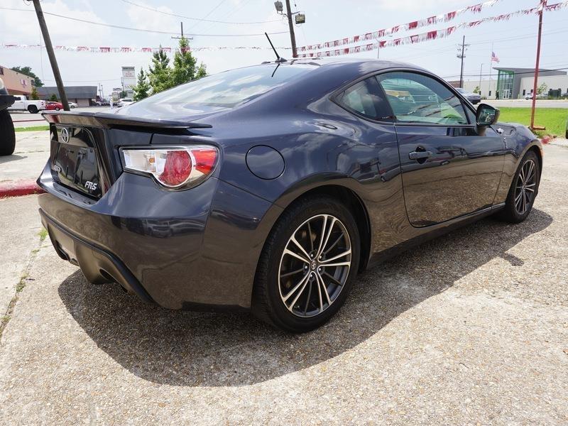 Scion FR-S 6MT 2013