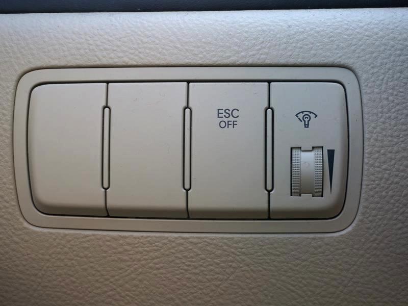 Hyundai Genesis 3.8L 2012