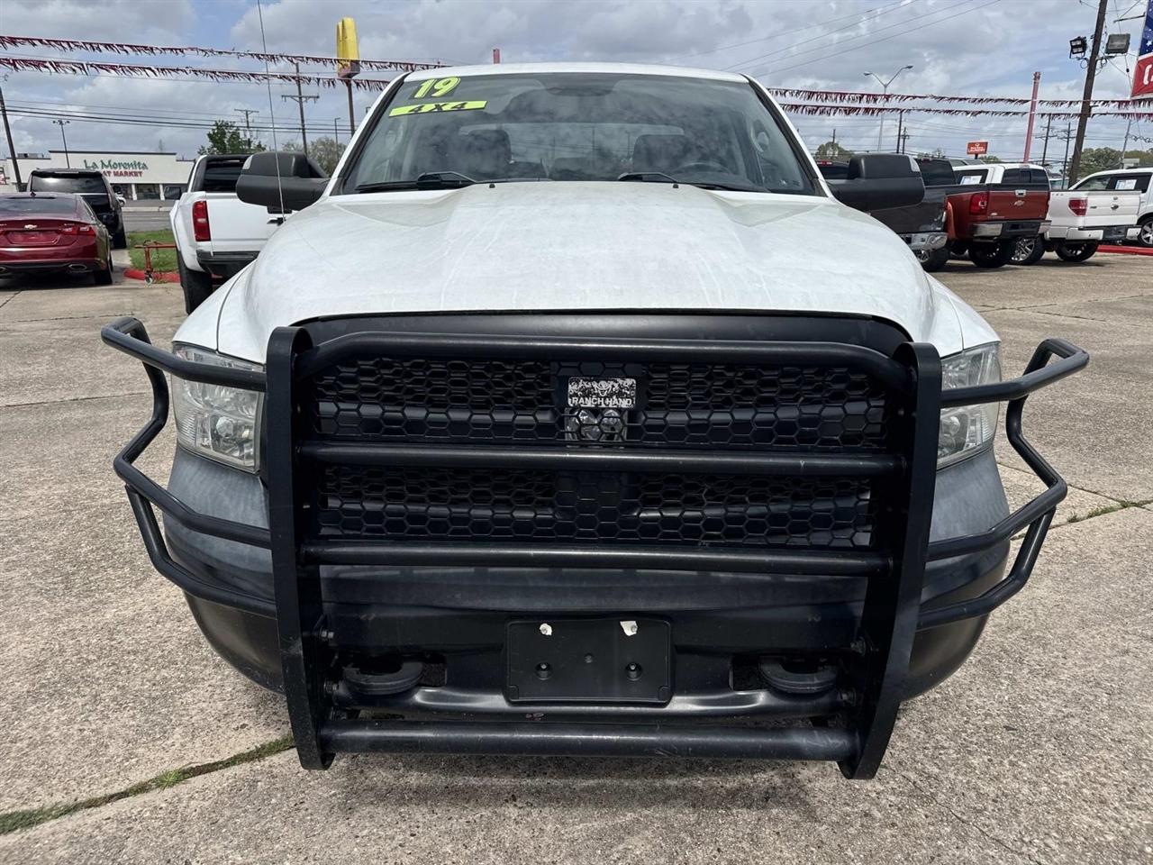 RAM 1500 Classic Tradesman Crew Cab LWB 4WD 2019