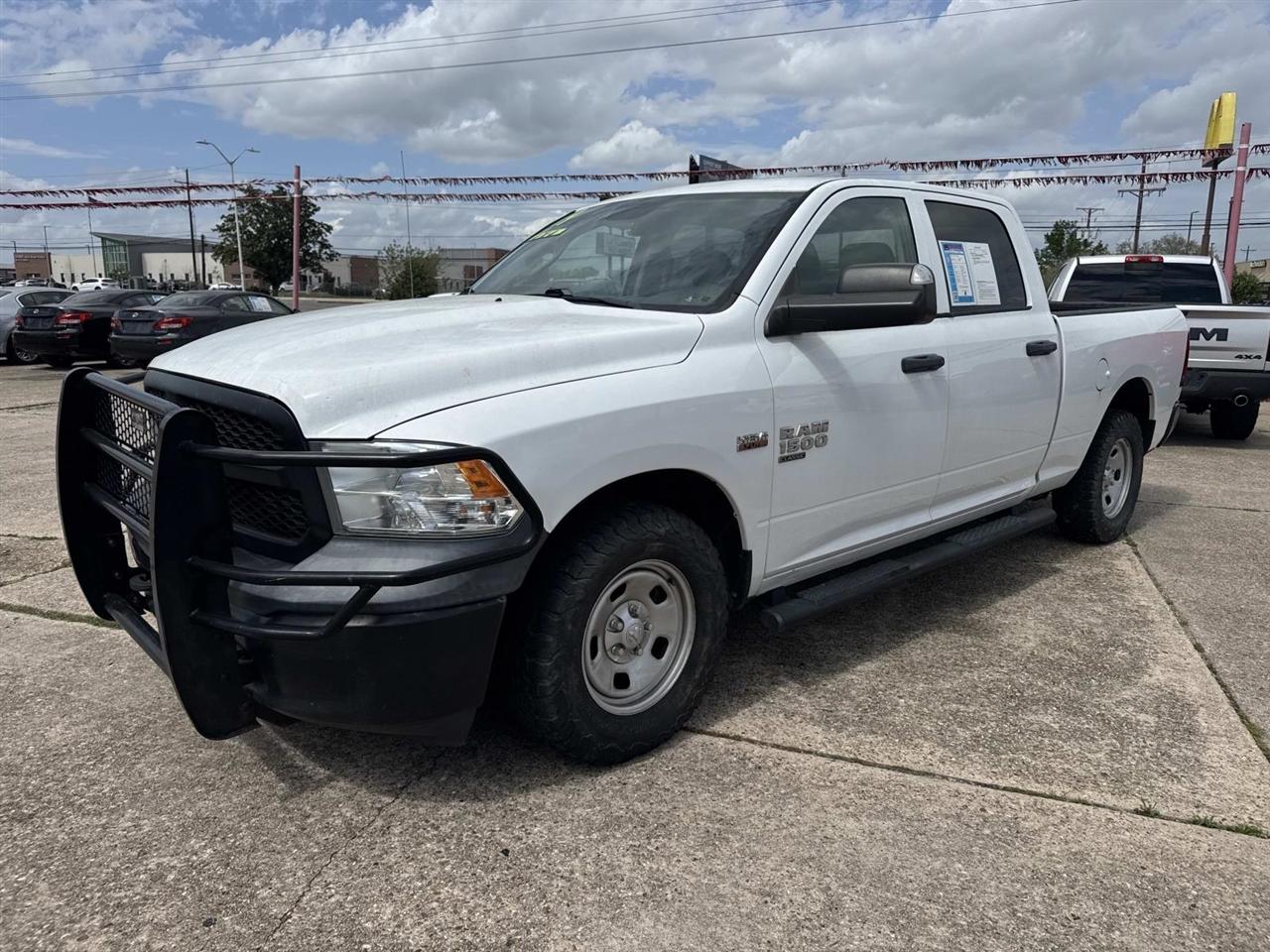 RAM 1500 Classic Tradesman Crew Cab LWB 4WD 2019