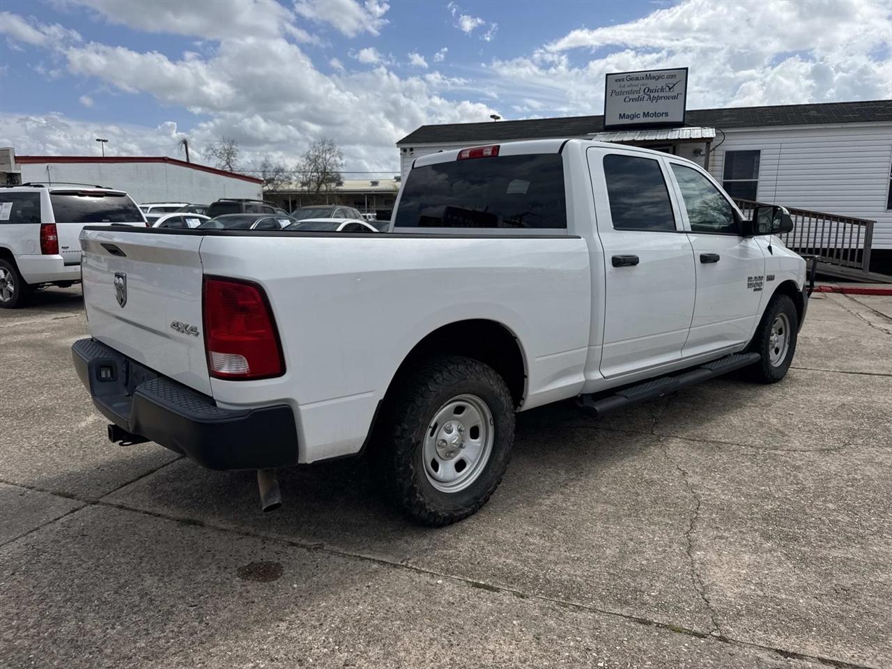 RAM 1500 Classic Tradesman Crew Cab LWB 4WD 2019