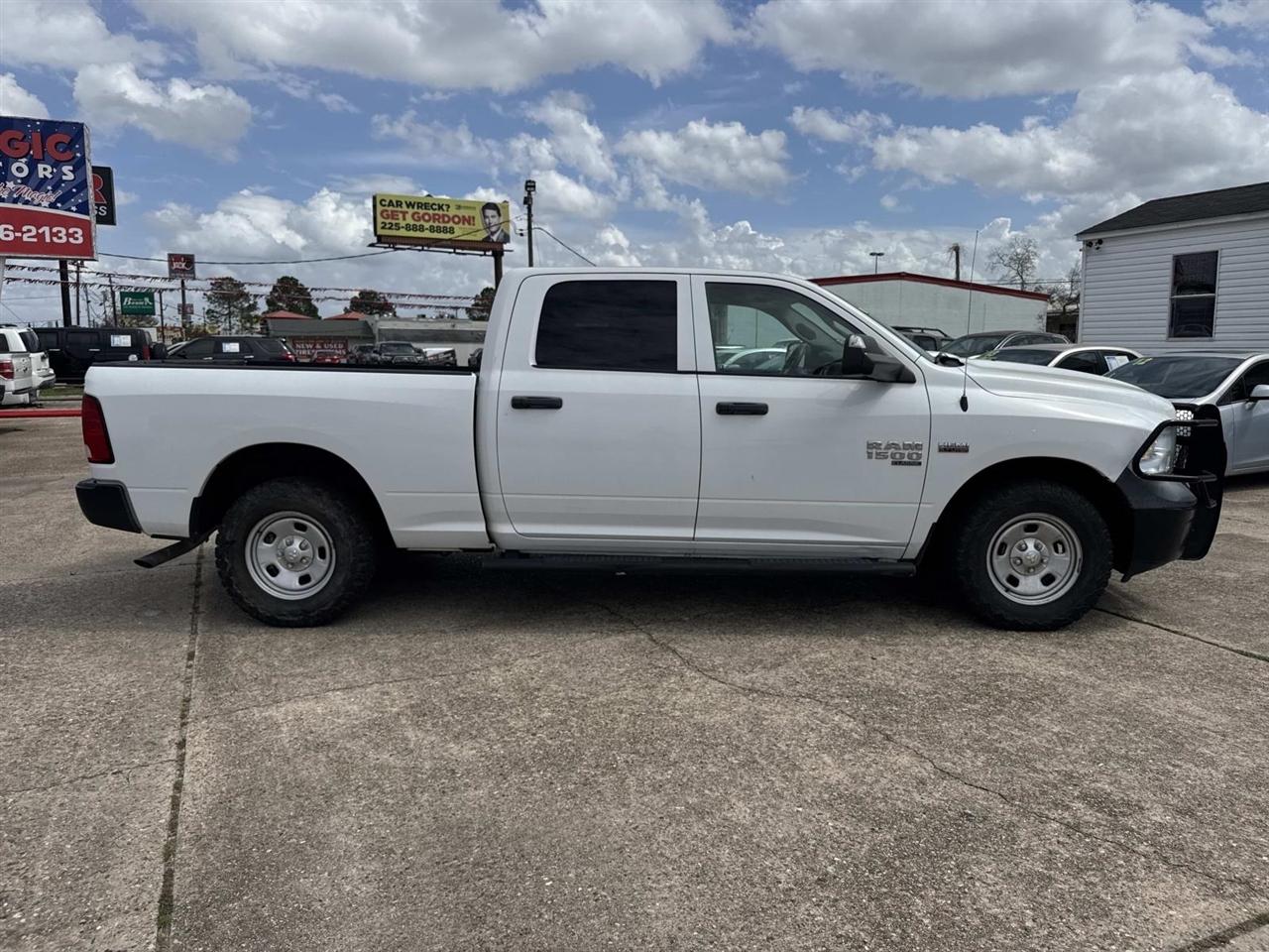 RAM 1500 Classic Tradesman Crew Cab LWB 4WD 2019