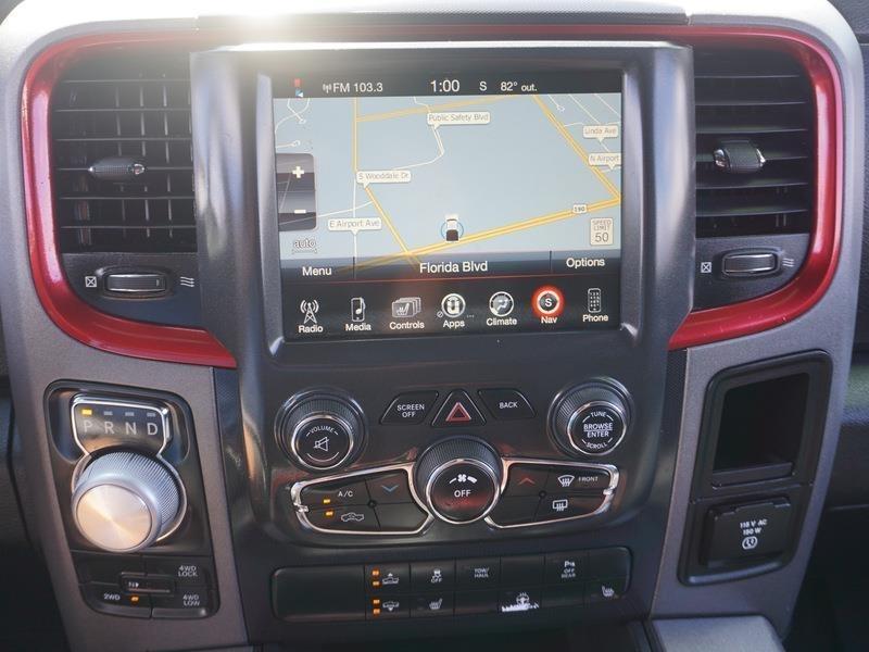 RAM 1500 Rebel Crew Cab SWB 4WD 2016