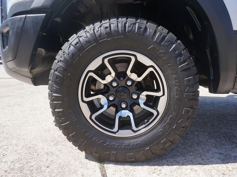 RAM 1500 Rebel Crew Cab SWB 4WD 2016