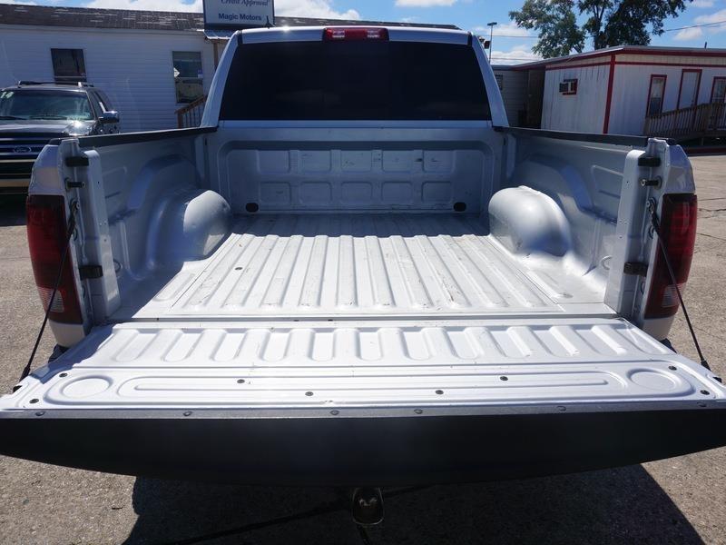 RAM 1500 Rebel Crew Cab SWB 4WD 2016