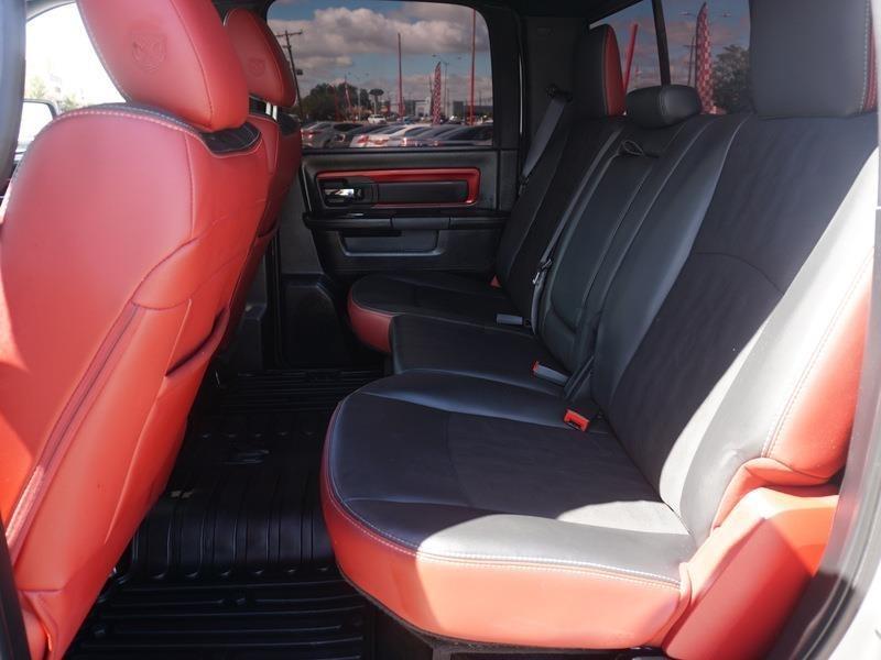 RAM 1500 Rebel Crew Cab SWB 4WD 2016