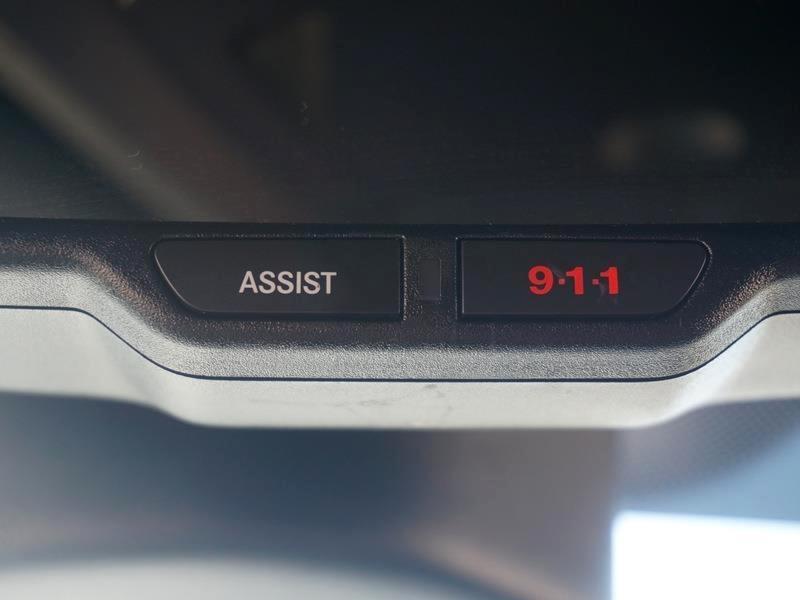 RAM 1500 Rebel Crew Cab SWB 4WD 2016