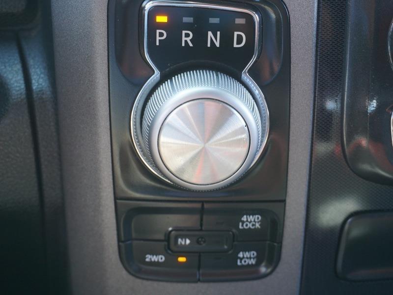 RAM 1500 Rebel Crew Cab SWB 4WD 2016