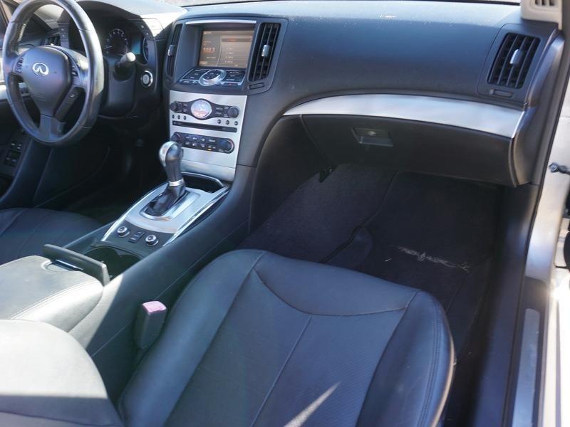 Infiniti Q60 Coupe AWD 2014