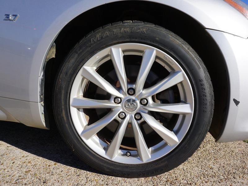 Infiniti Q60 Coupe AWD 2014