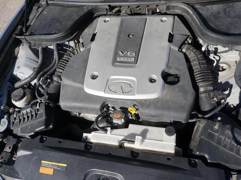 Infiniti Q60 Coupe AWD 2014