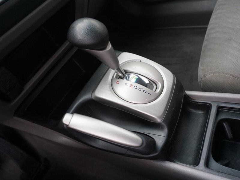 Honda Civic LX Coupe 5-Speed AT 2010