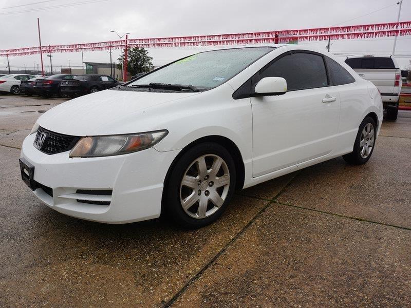 Honda Civic LX Coupe 5-Speed AT 2010