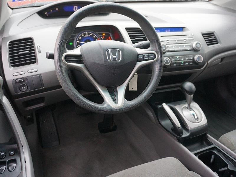 Honda Civic LX Coupe 5-Speed AT 2010