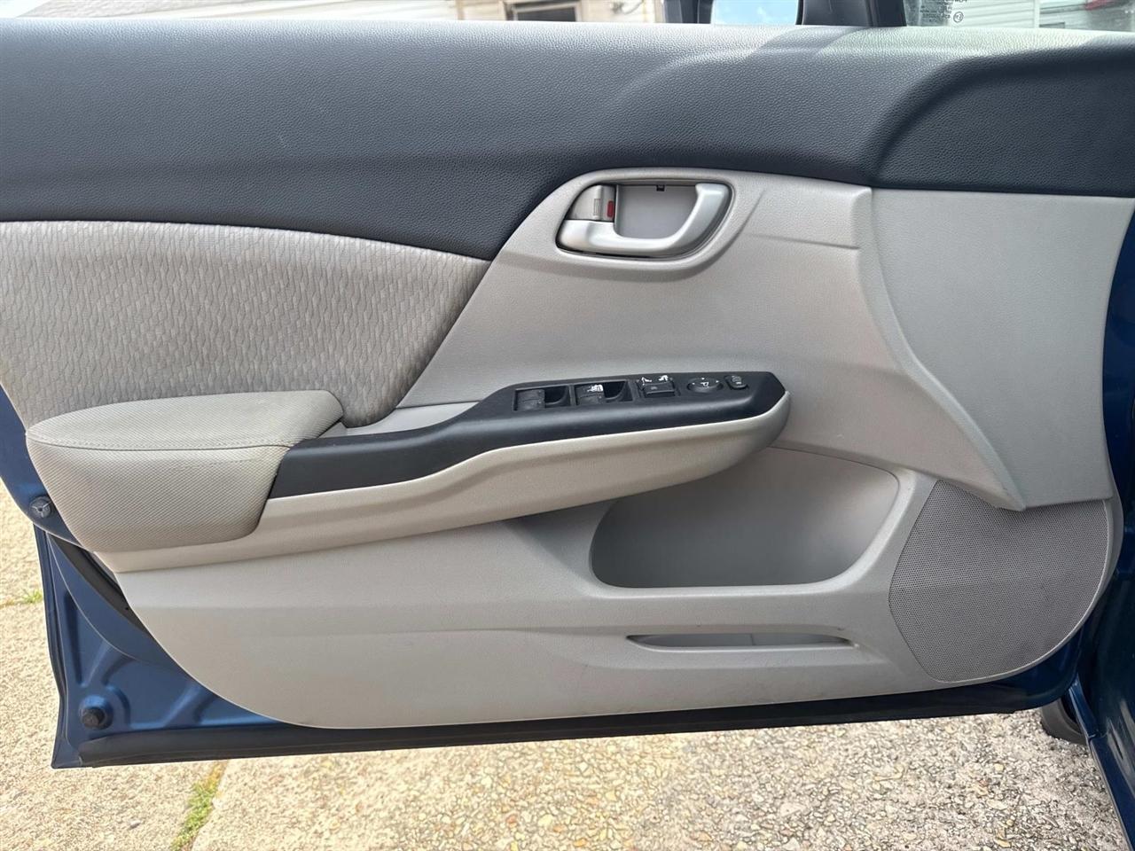 Honda Civic LX Sedan CVT 2015