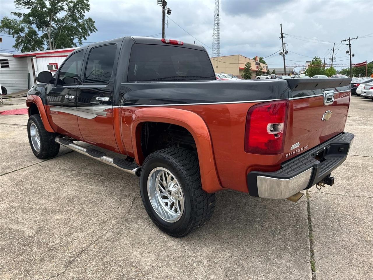 Chevrolet Silverado 1500 LT1 Crew Cab 4WD 2010