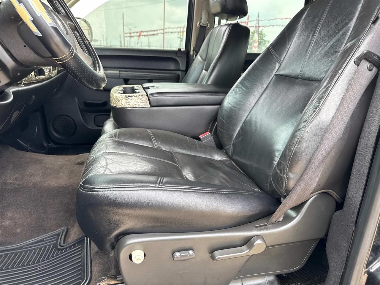 Chevrolet Silverado 1500 LT1 Crew Cab 4WD 2010