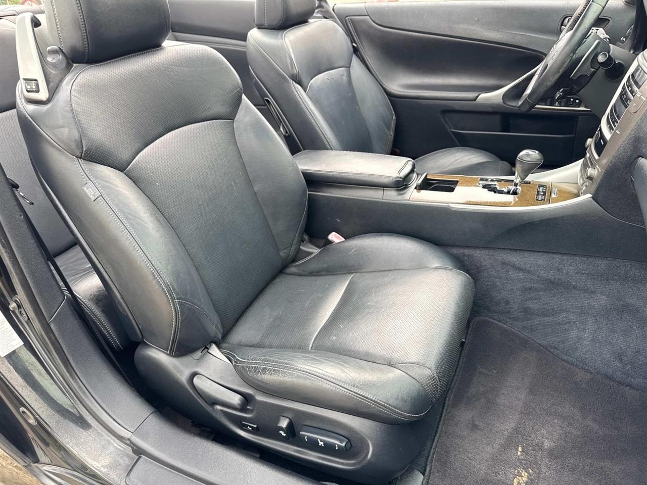 Lexus IS C IS 250C 2010