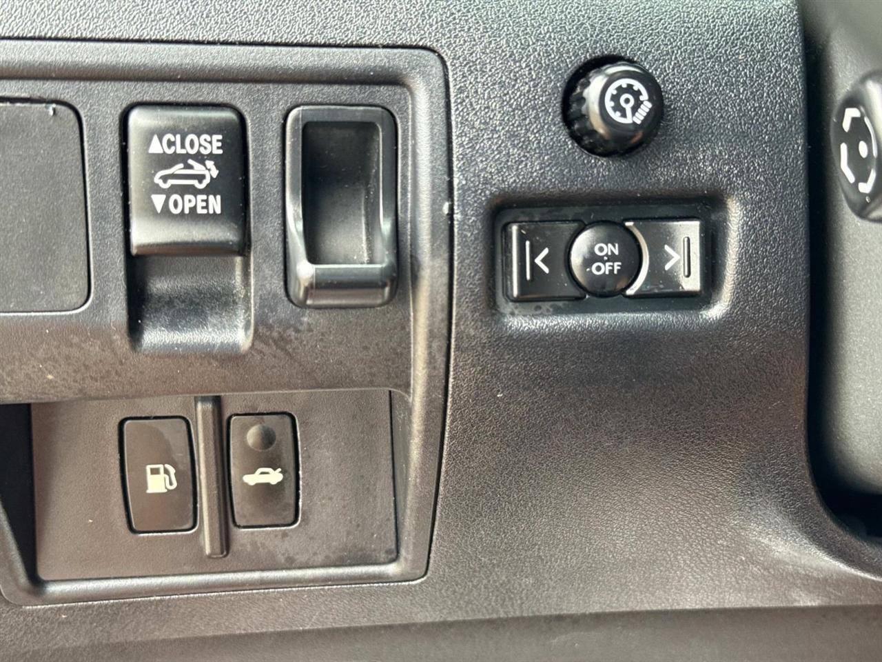 Lexus IS C IS 250C 2010