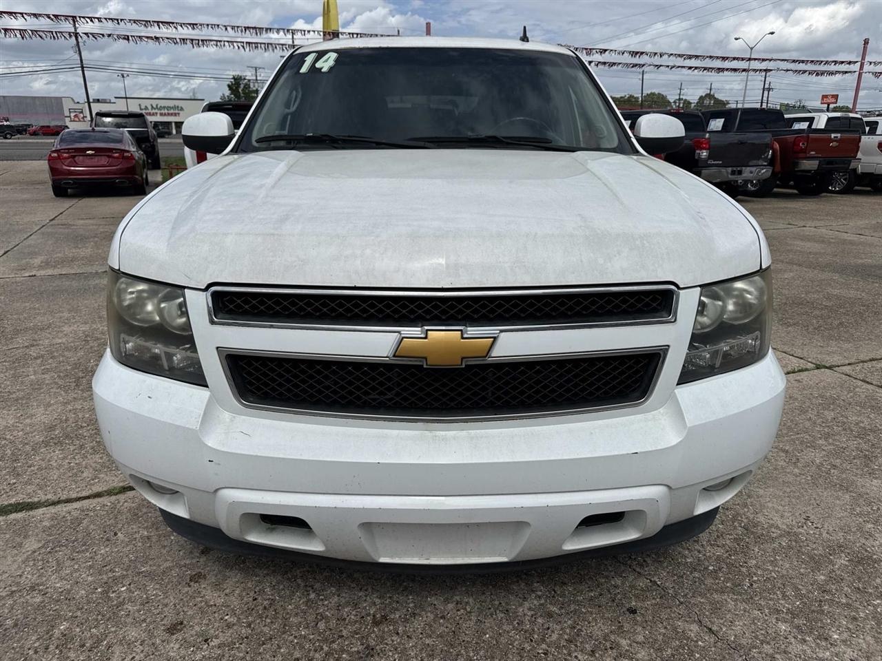 Chevrolet Suburban LT 1500 2WD 2014