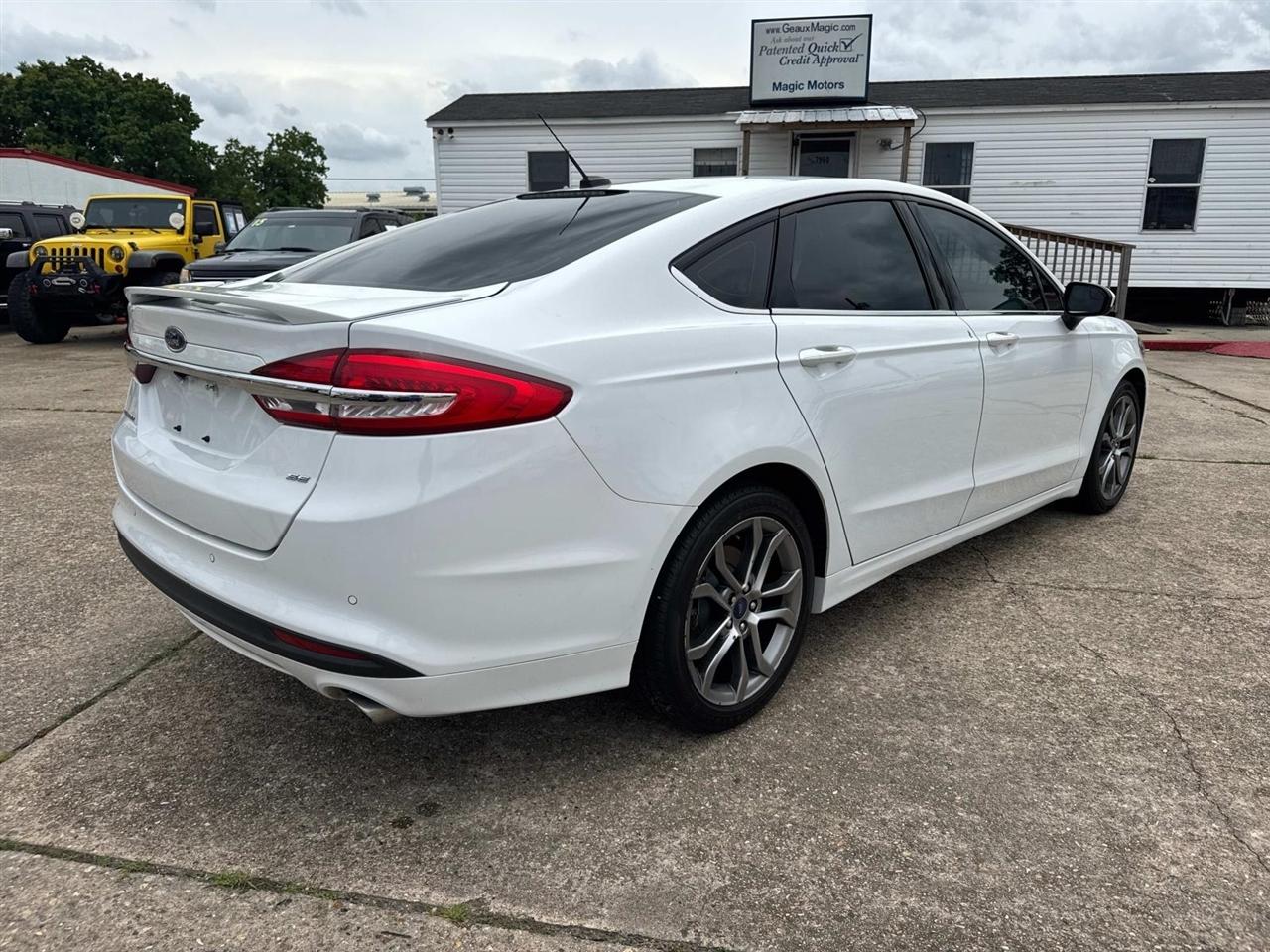 Ford Fusion SE 2017