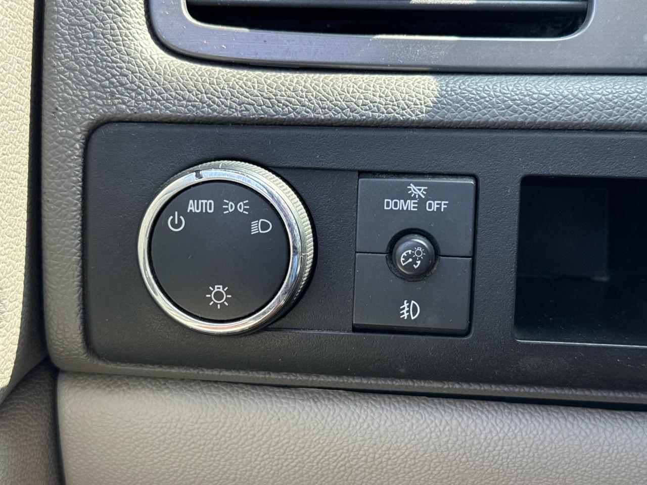 Chevrolet Suburban LTZ 1500 2WD 2008