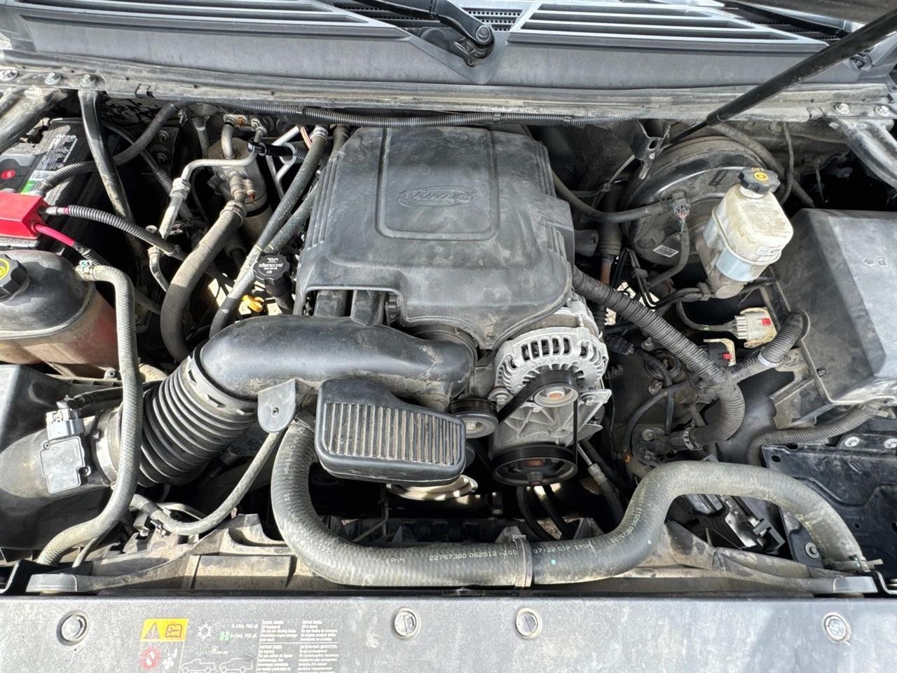 Chevrolet Suburban LT 1500 2WD 2013