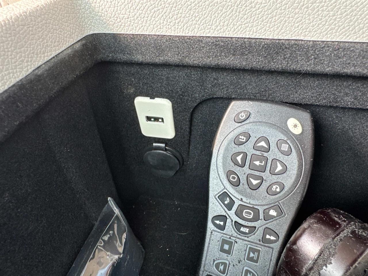 Chevrolet Suburban LT 1500 2WD 2013