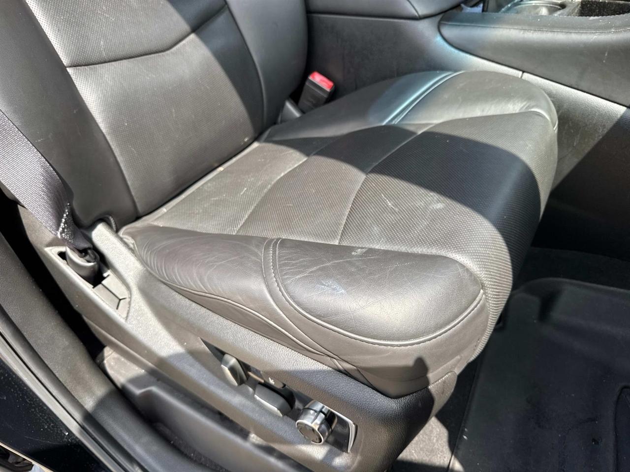 Cadillac Escalade Platinum 2WD 2017