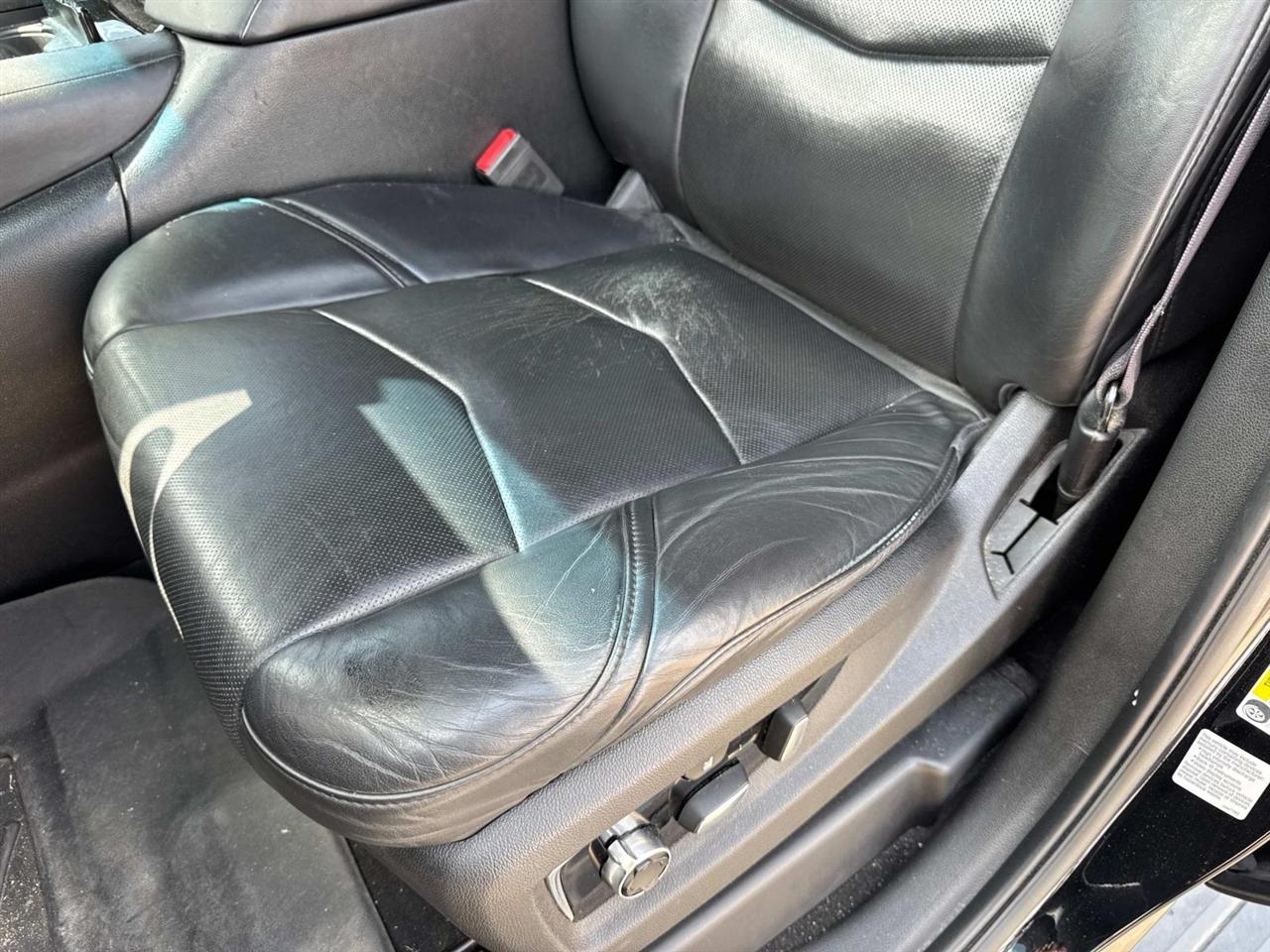 Cadillac Escalade Platinum 2WD 2017