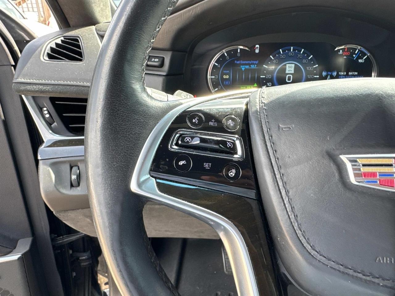 Cadillac Escalade Platinum 2WD 2017