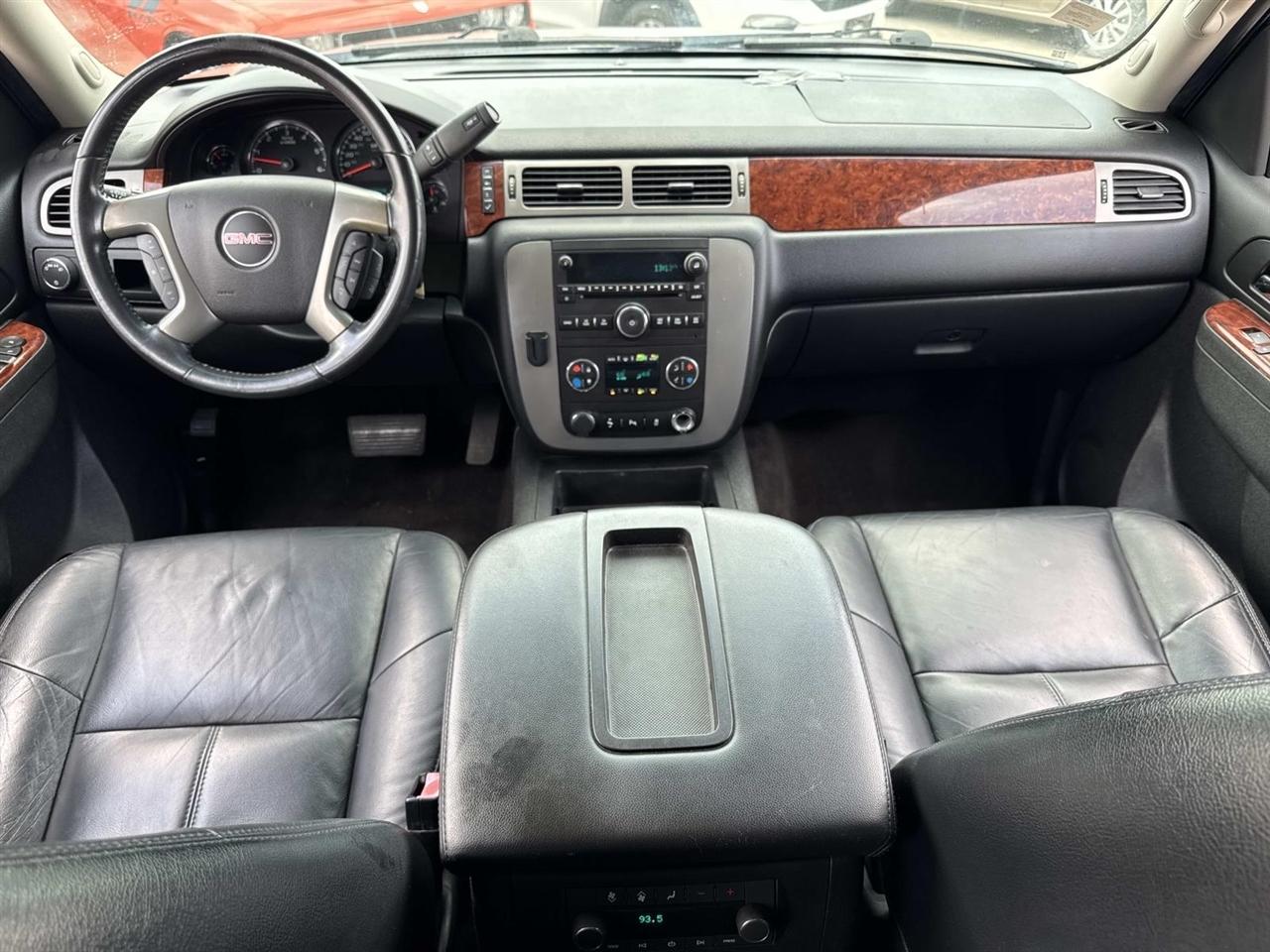 GMC Yukon SLE 2WD 2014