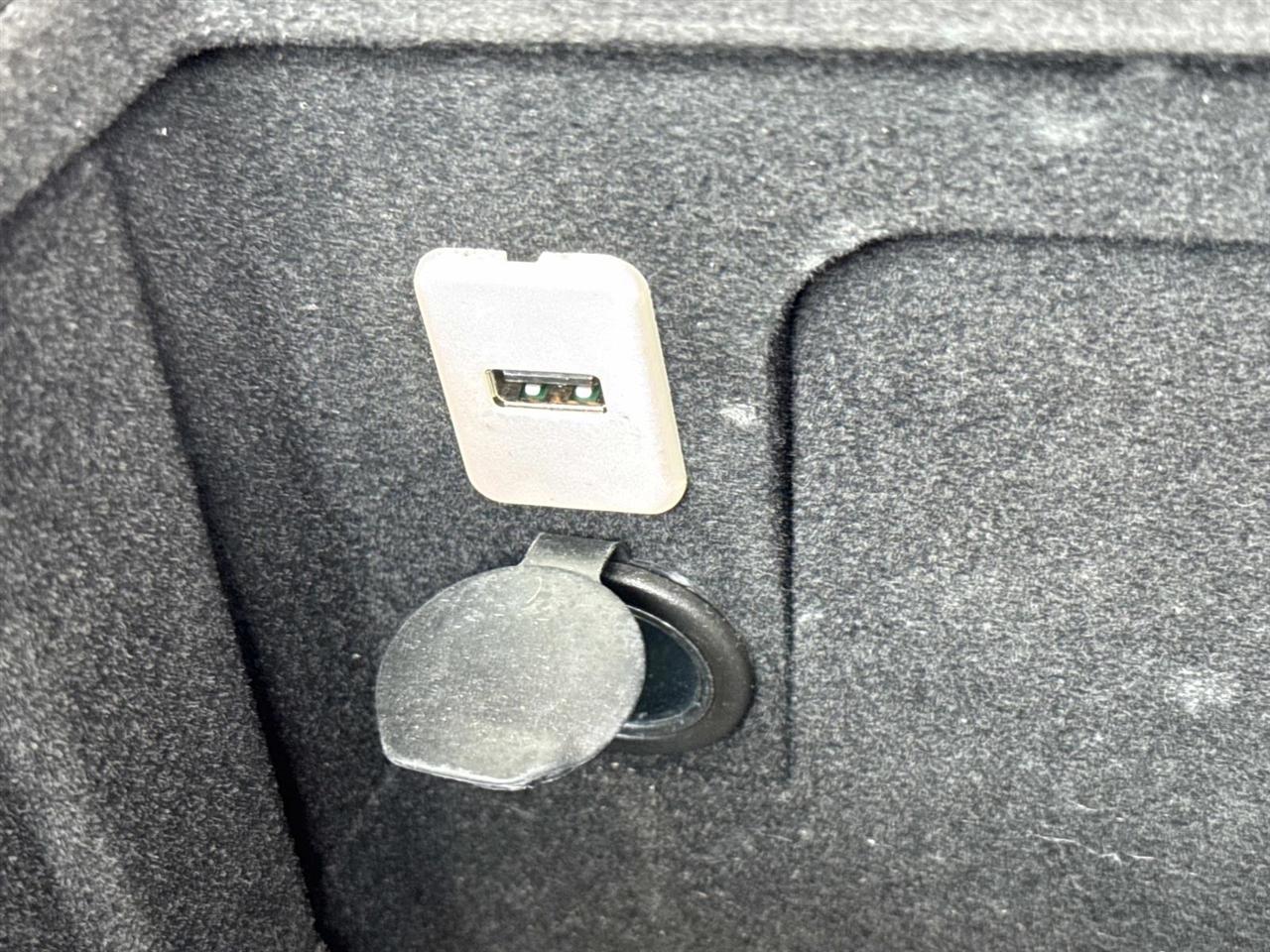 GMC Yukon SLE 2WD 2014