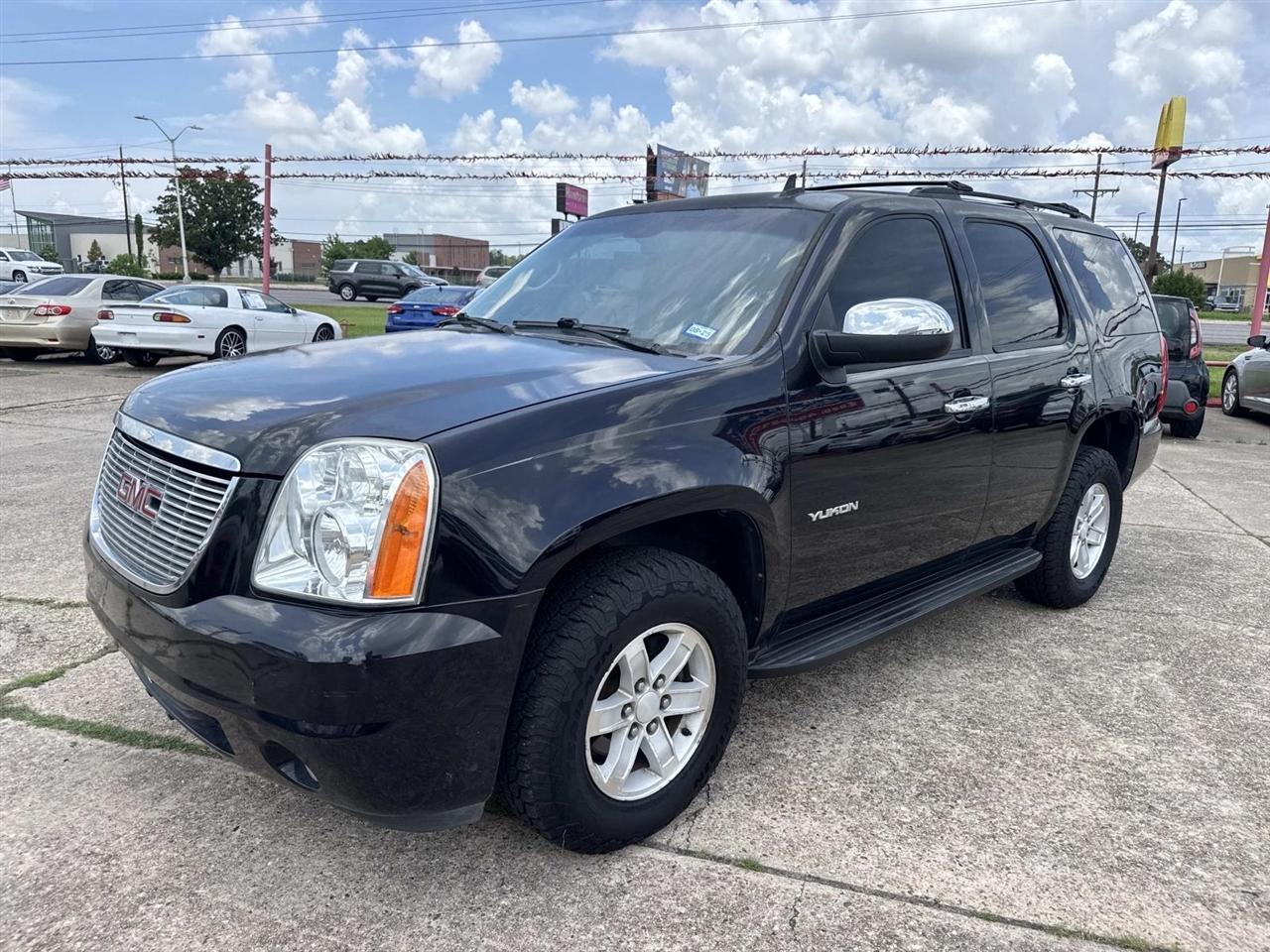 GMC Yukon SLE 2WD 2014