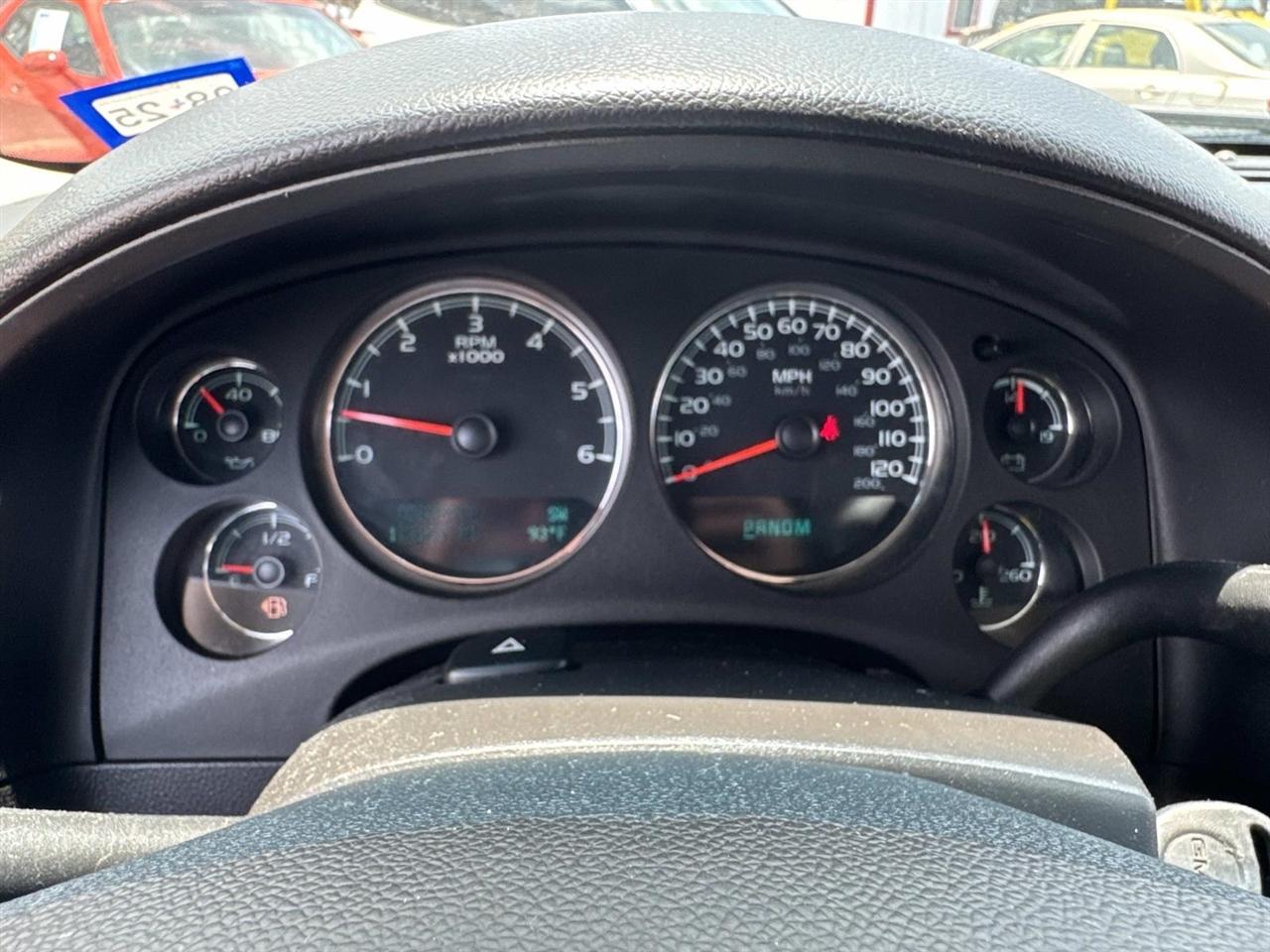 GMC Yukon SLE 2WD 2014