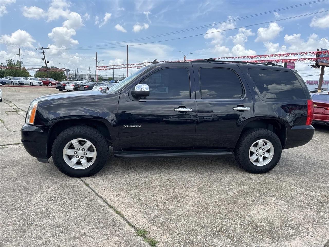 GMC Yukon SLE 2WD 2014