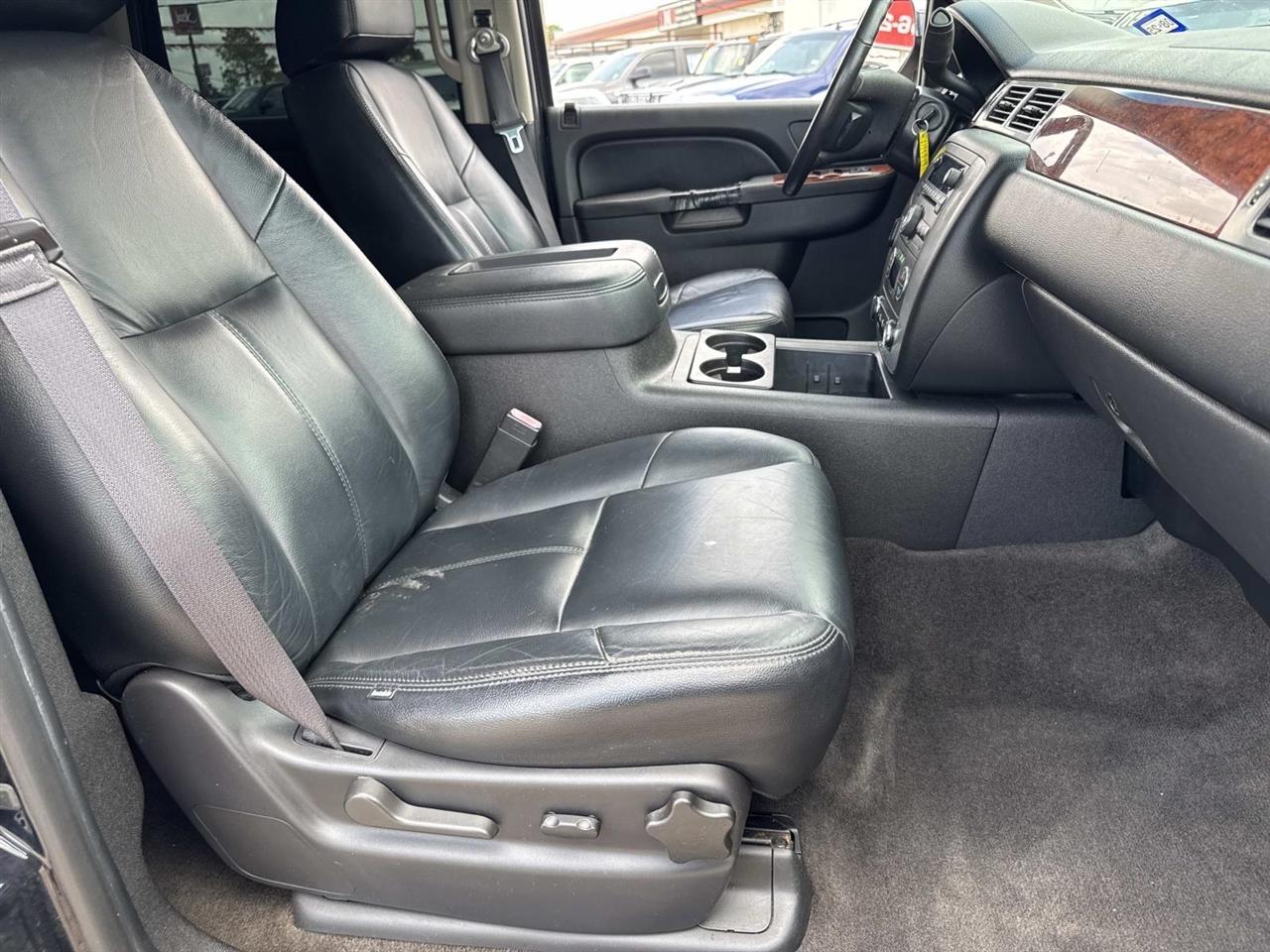 GMC Yukon SLE 2WD 2014