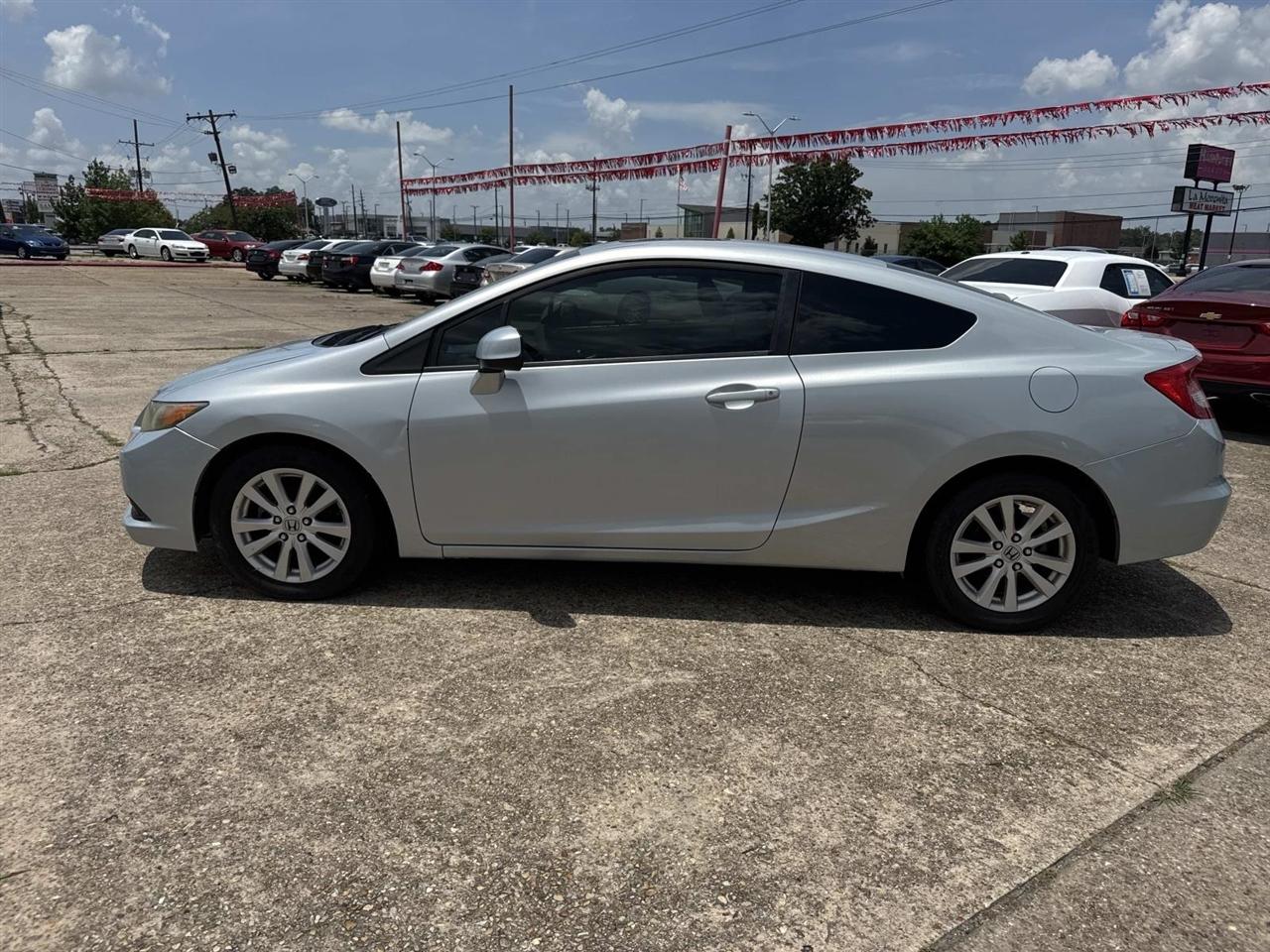 Honda Civic EX Coupe 5-Speed AT 2012