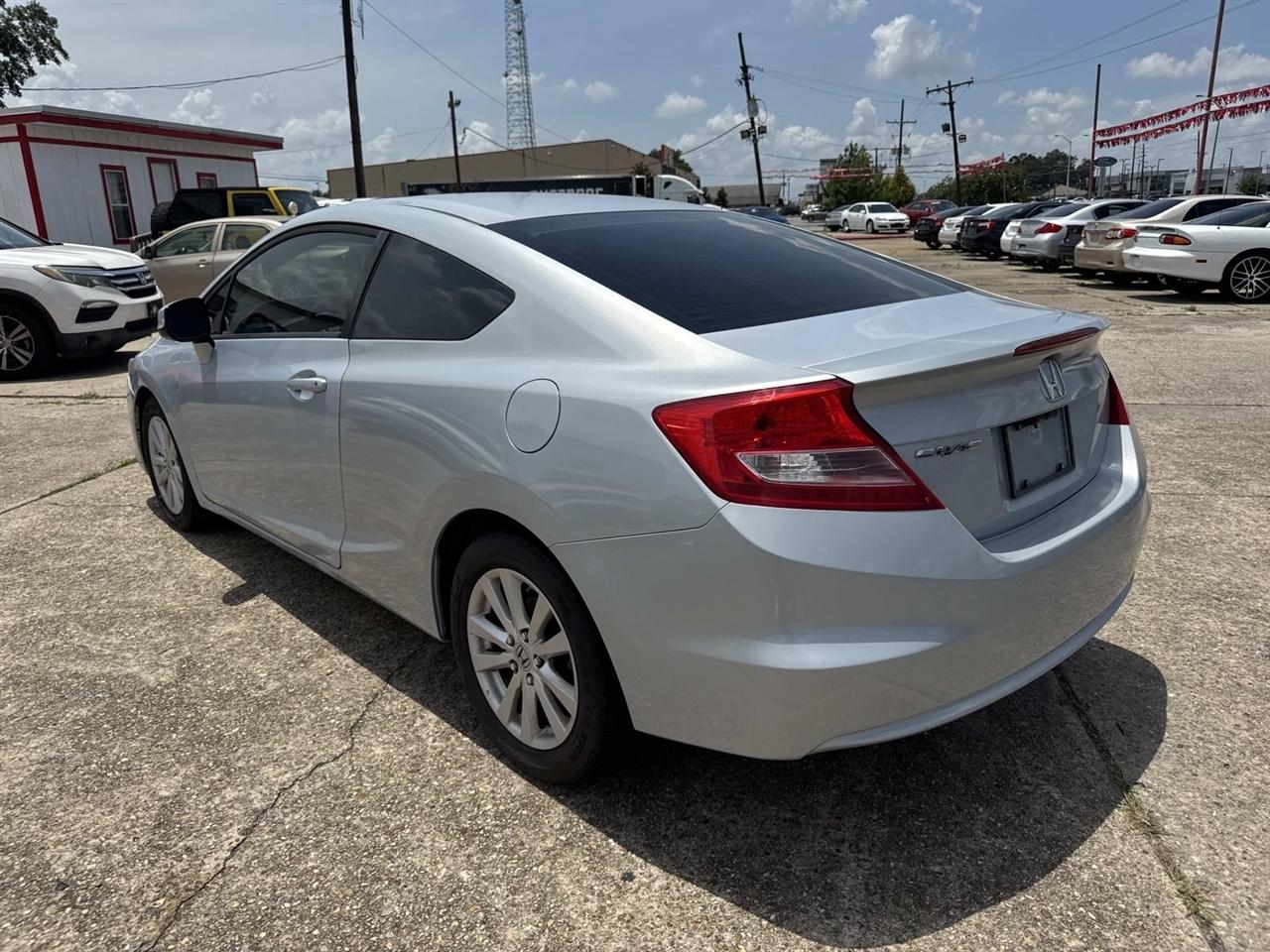 Honda Civic EX Coupe 5-Speed AT 2012