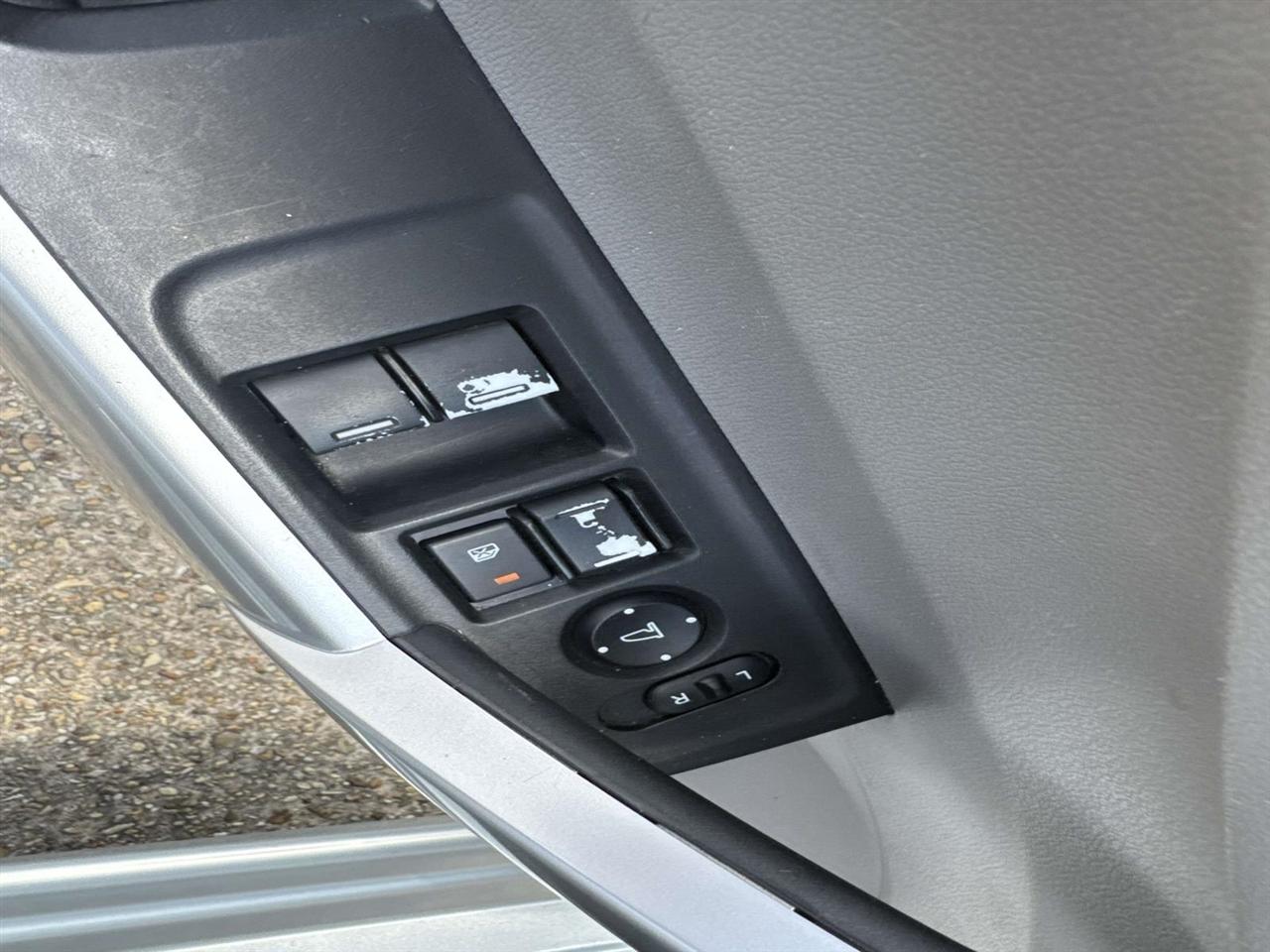 Honda Civic EX Coupe 5-Speed AT 2012