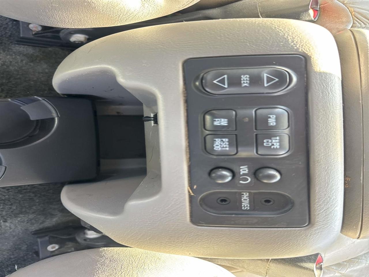 Chevrolet Tahoe 2WD 2001