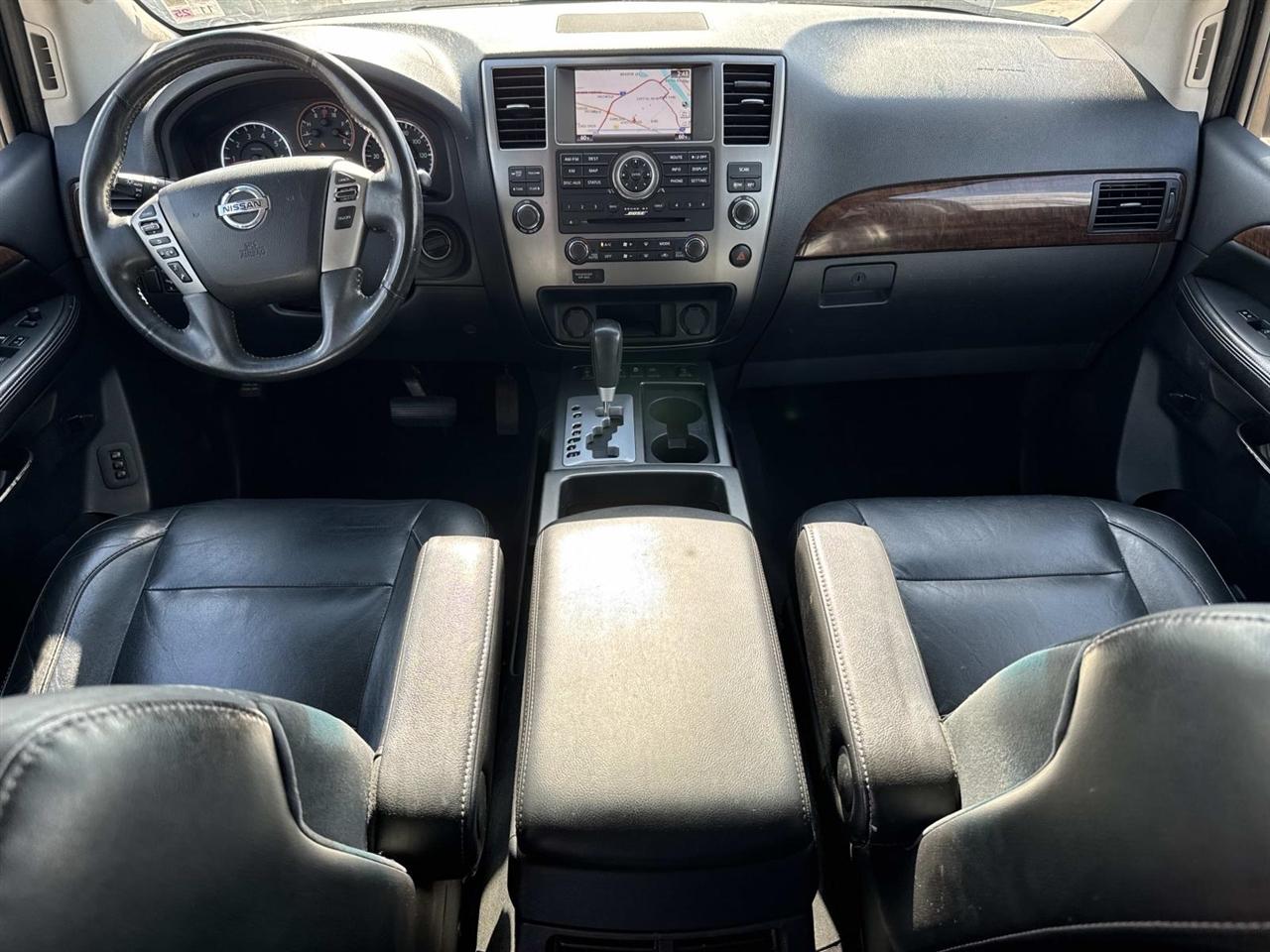 Nissan Armada Platinum 2WD 2014
