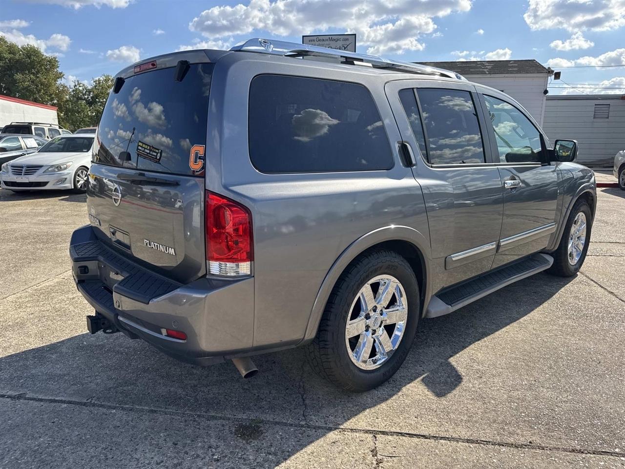 Nissan Armada Platinum 2WD 2014