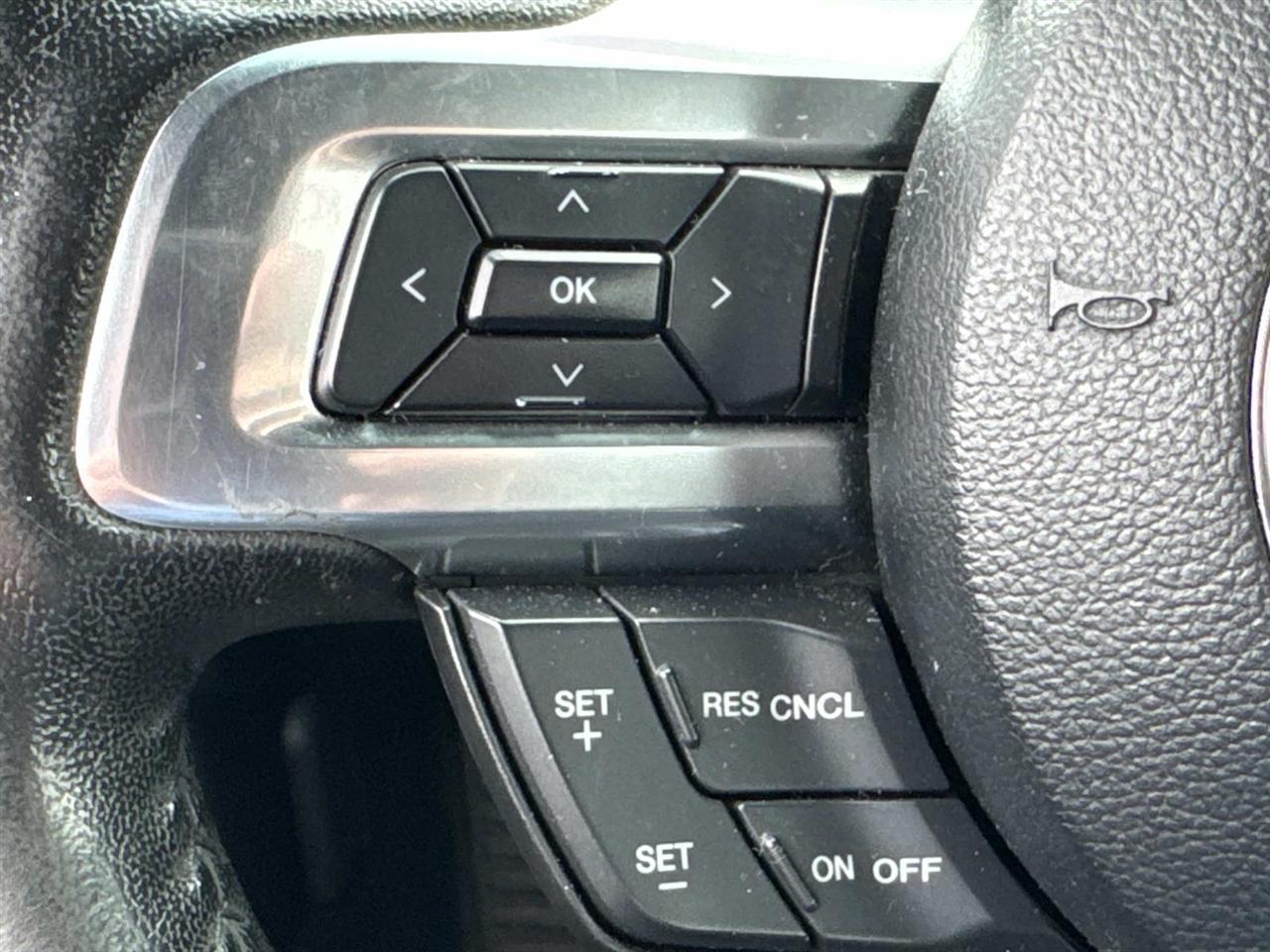 Ford Mustang V6 Coupe 2017