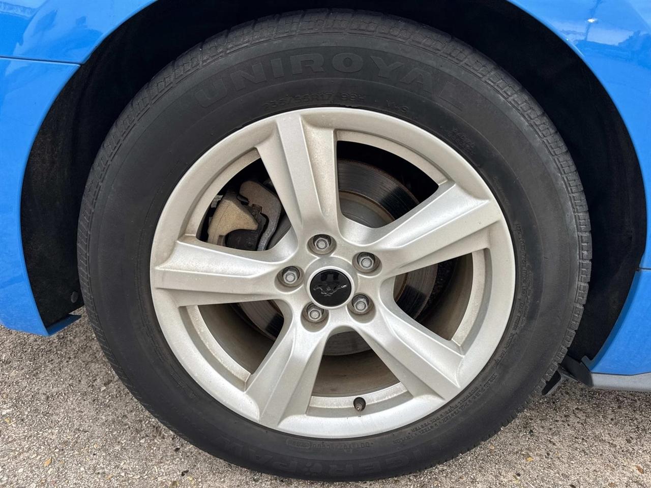 Ford Mustang V6 Coupe 2017