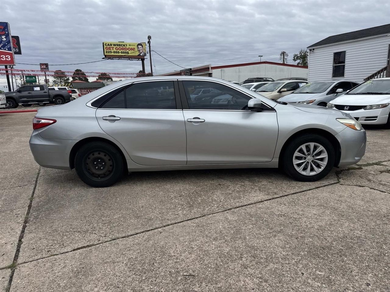 Toyota Camry LE 2017
