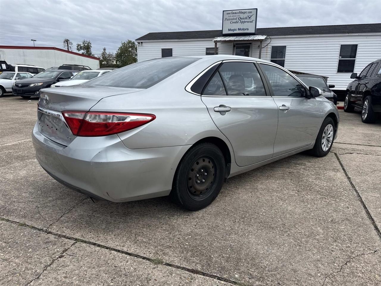 Toyota Camry LE 2017