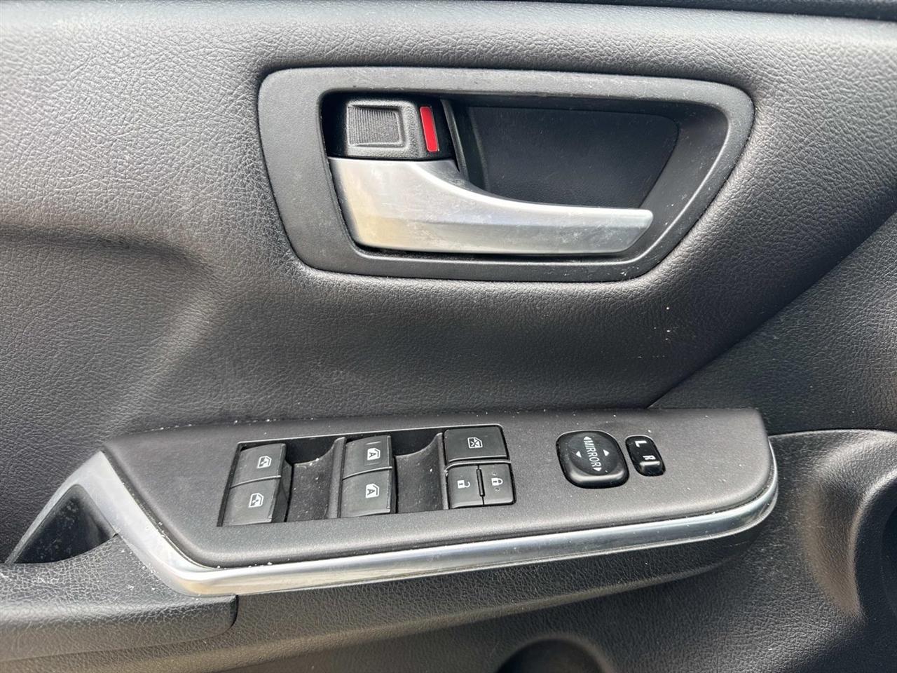 Toyota Camry LE 2017