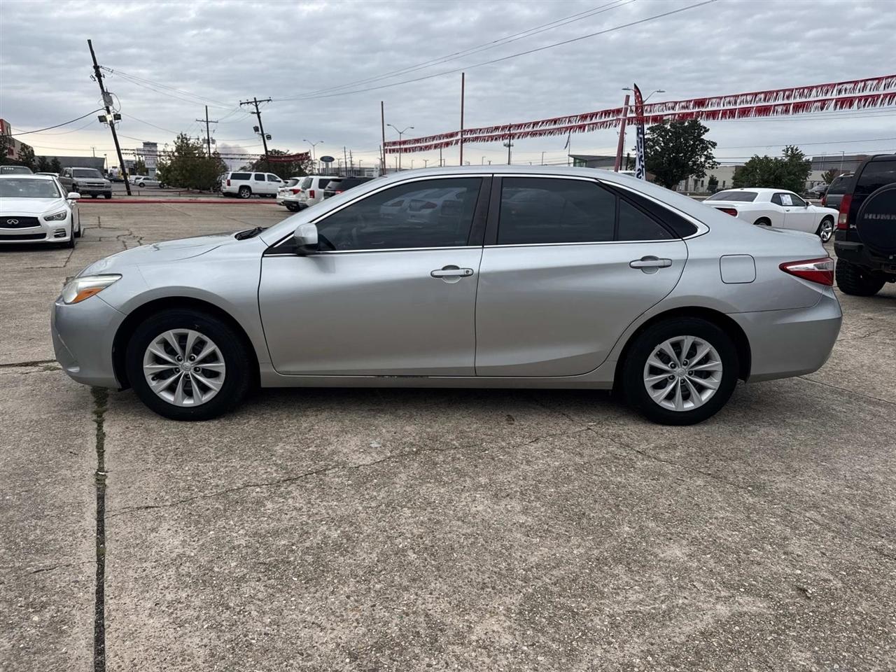 Toyota Camry LE 2017