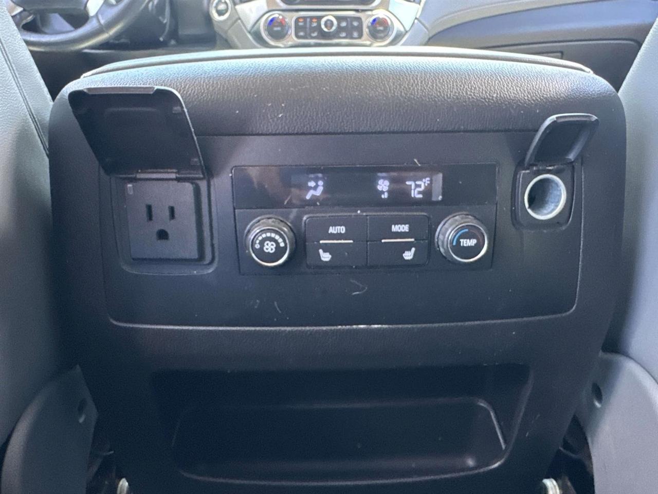 Chevrolet Tahoe LT 2WD 2015